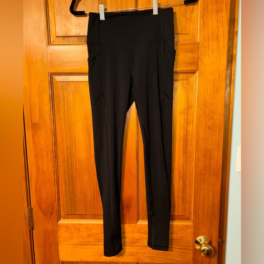 Victoria’s Secret Leggings (2)